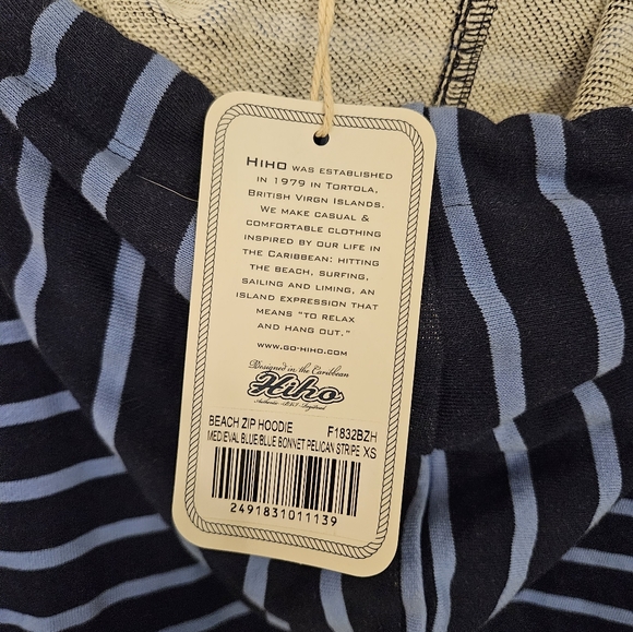 Beach Zip Hoodie NWT - Picture 15 of 15